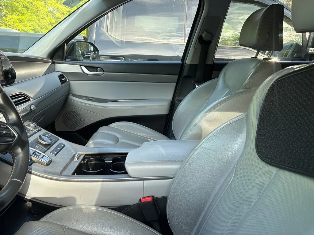 Used 2022 Black Hyundai SEL image 8