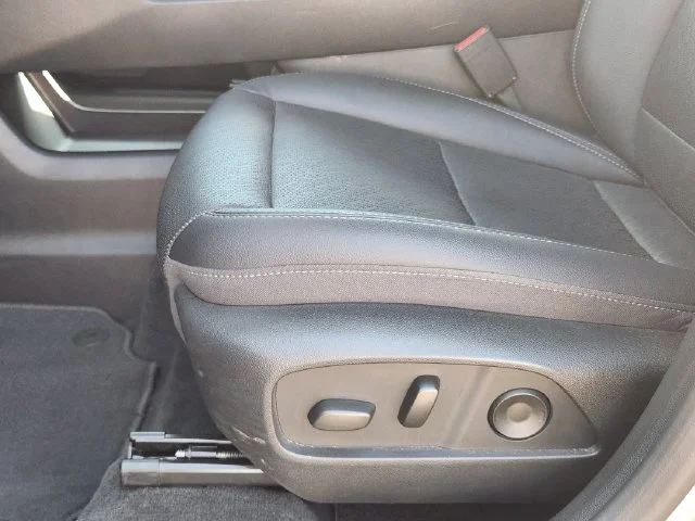 Used 2025 Sterling Gray Metallic Chevrolet LT image 25