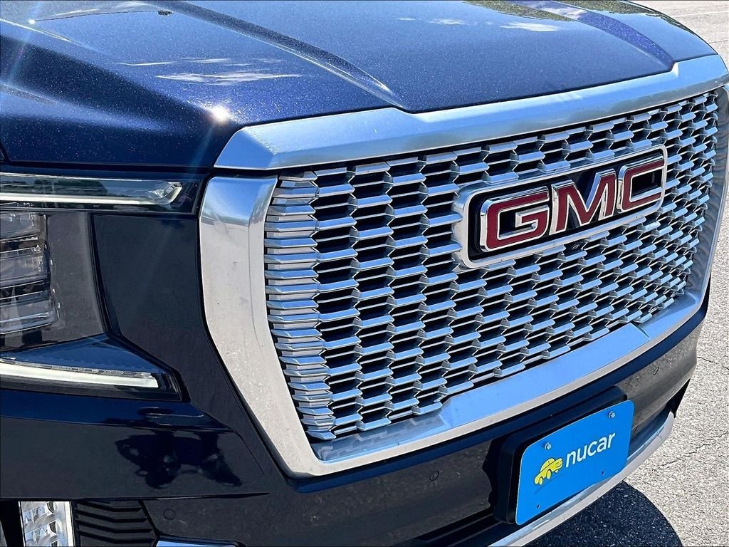 Used 2022 Blue GMC Denali image 33