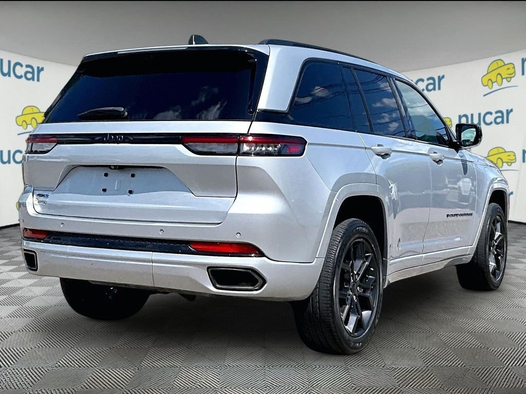 Used 2023 Silver Jeep 30th Anniversary 4xe image 6
