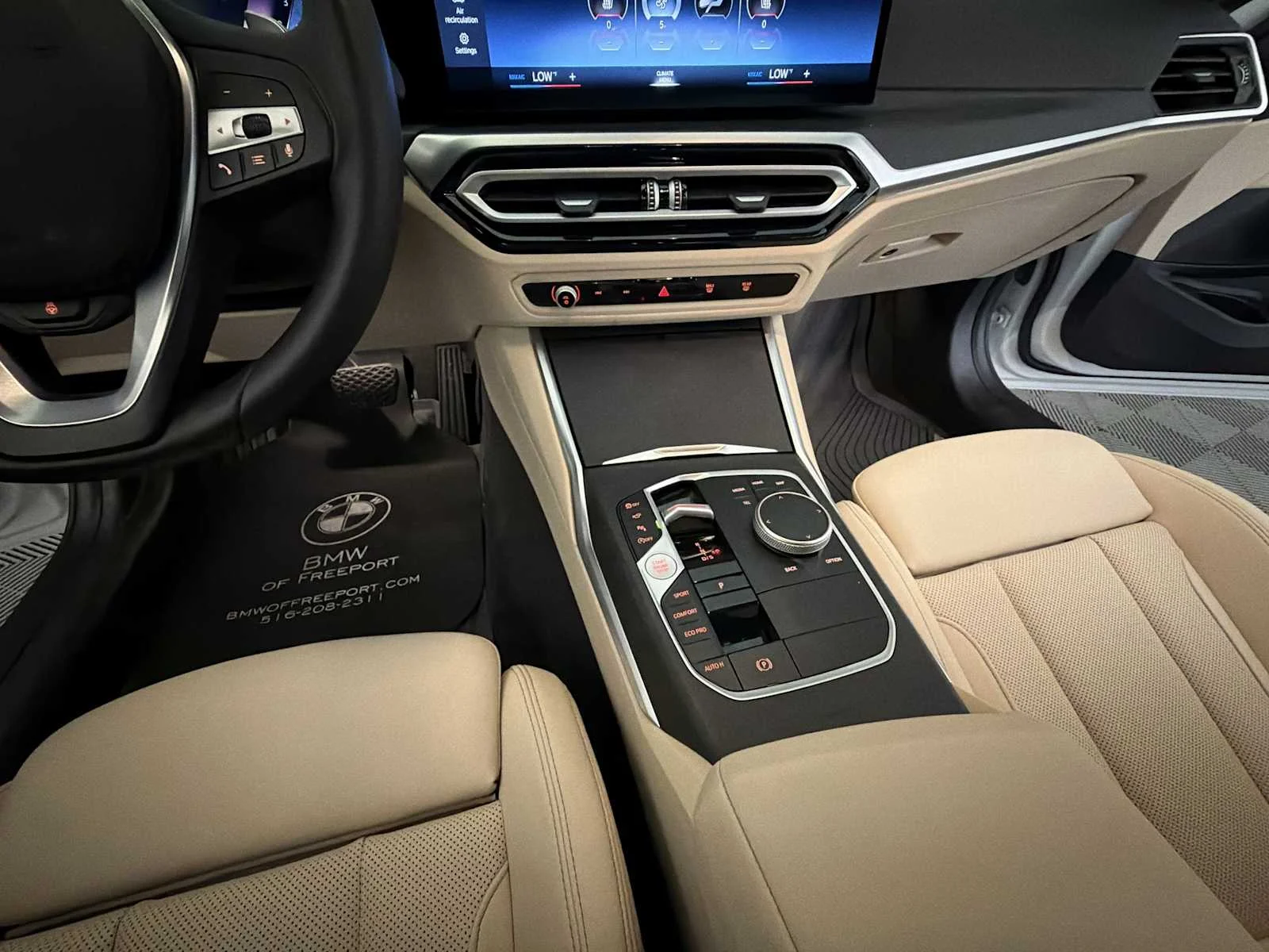 2024 BMW 3 Series 330i - Photo 18
