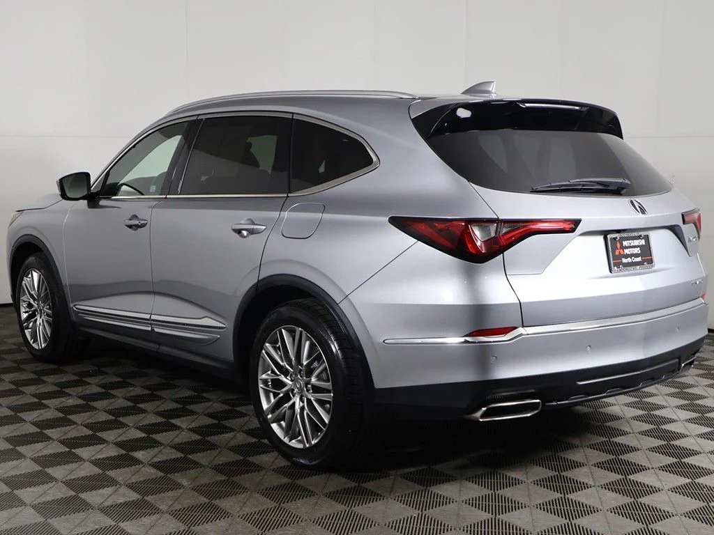 Used 2022 Silver Acura Advance image 13
