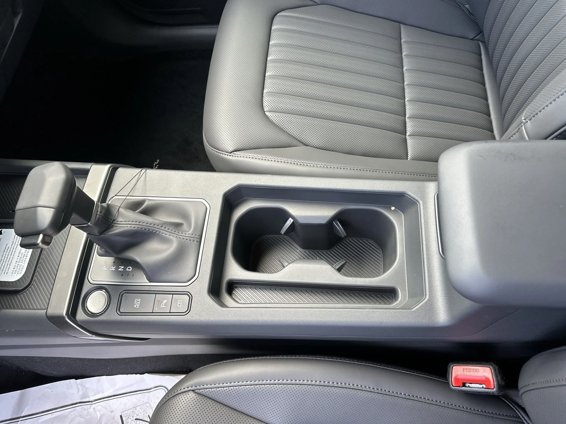 New 2027 Terrain Brown / Black Roof Kia X-Line S image 20