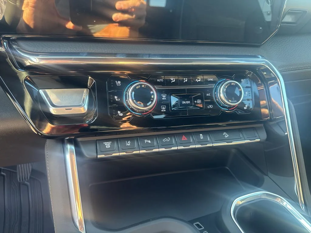 New 2026 Summit White GMC Denali image 21