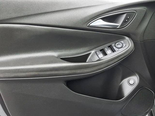Used 2023 Gray Buick Select image 12