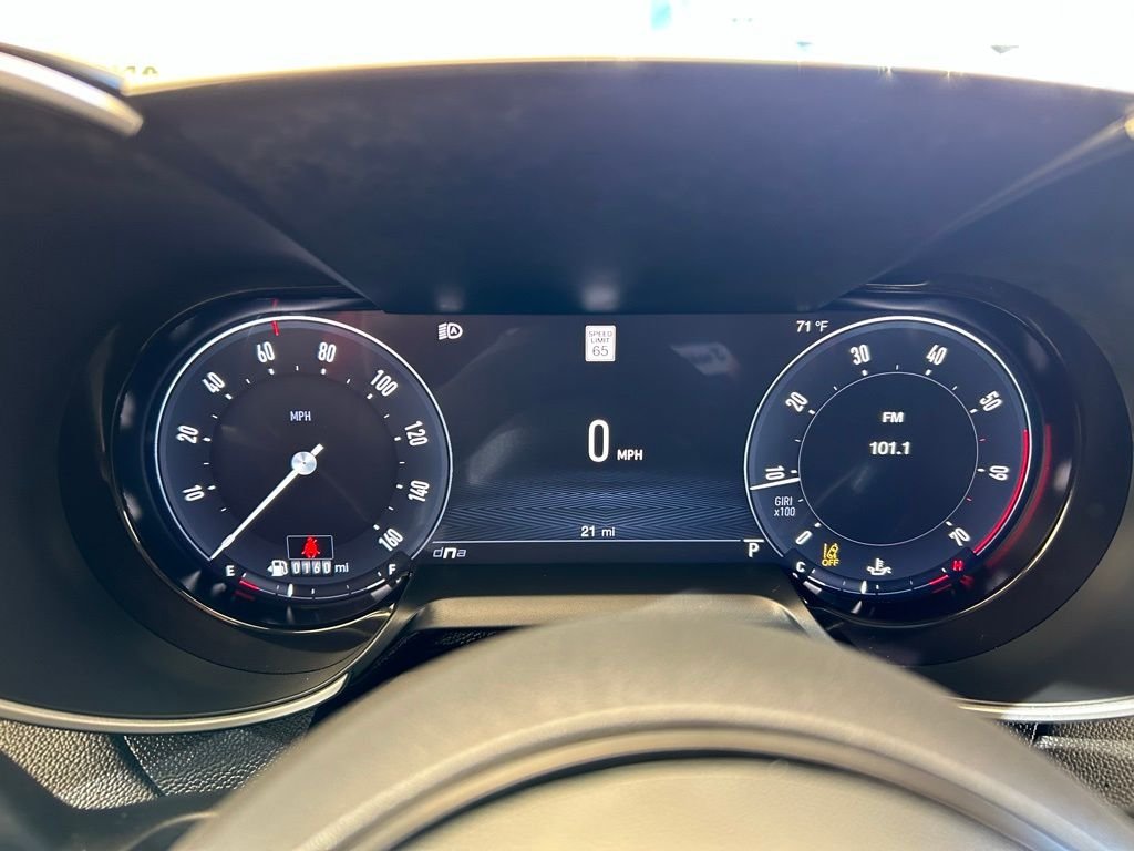 2025 Alfa Romeo Giulia Base - Photo 39