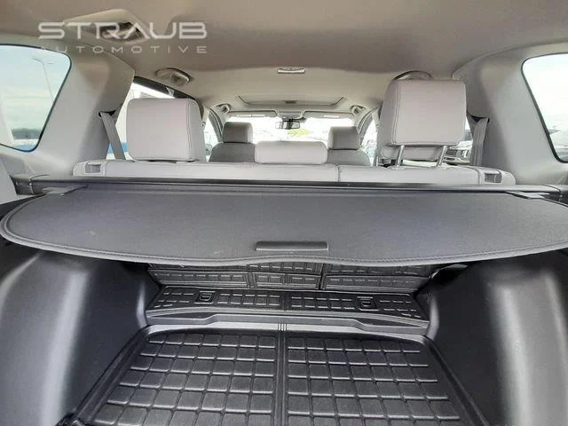 Used 2022 Lunar Silver Metallic Honda TOURING AWD image 53