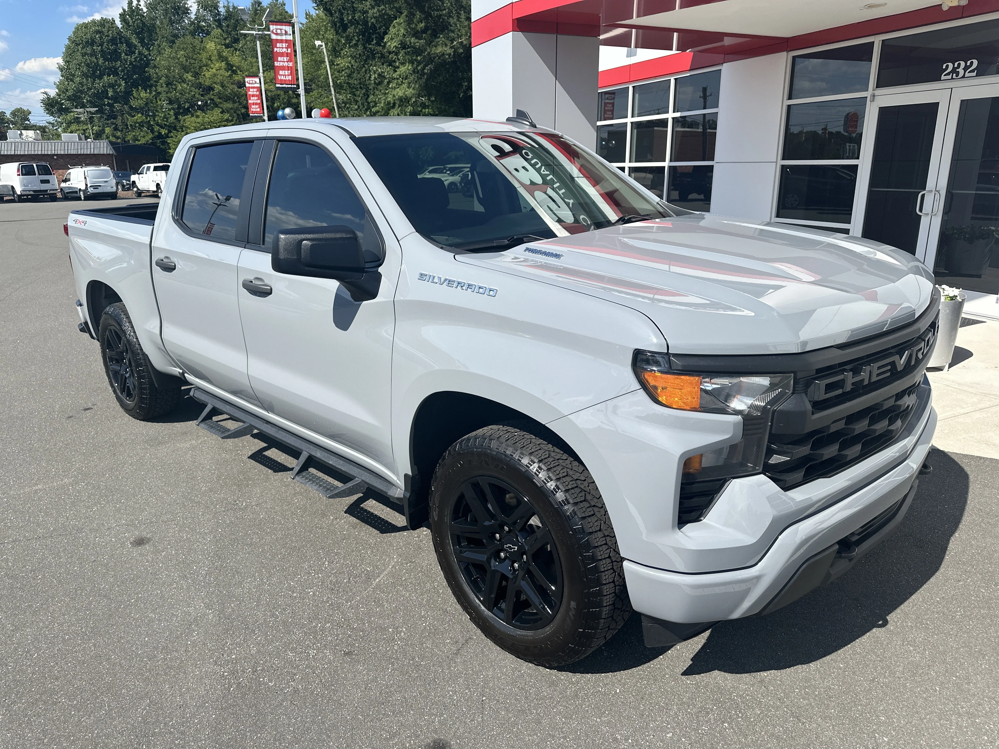 Used 2025 Slate Gray Metallic Chevrolet Custom image 2