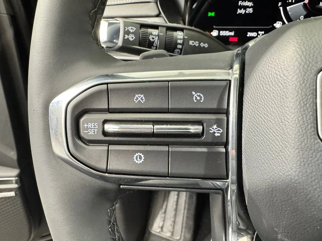 2026 GMC Acadia Elevation - Photo 17