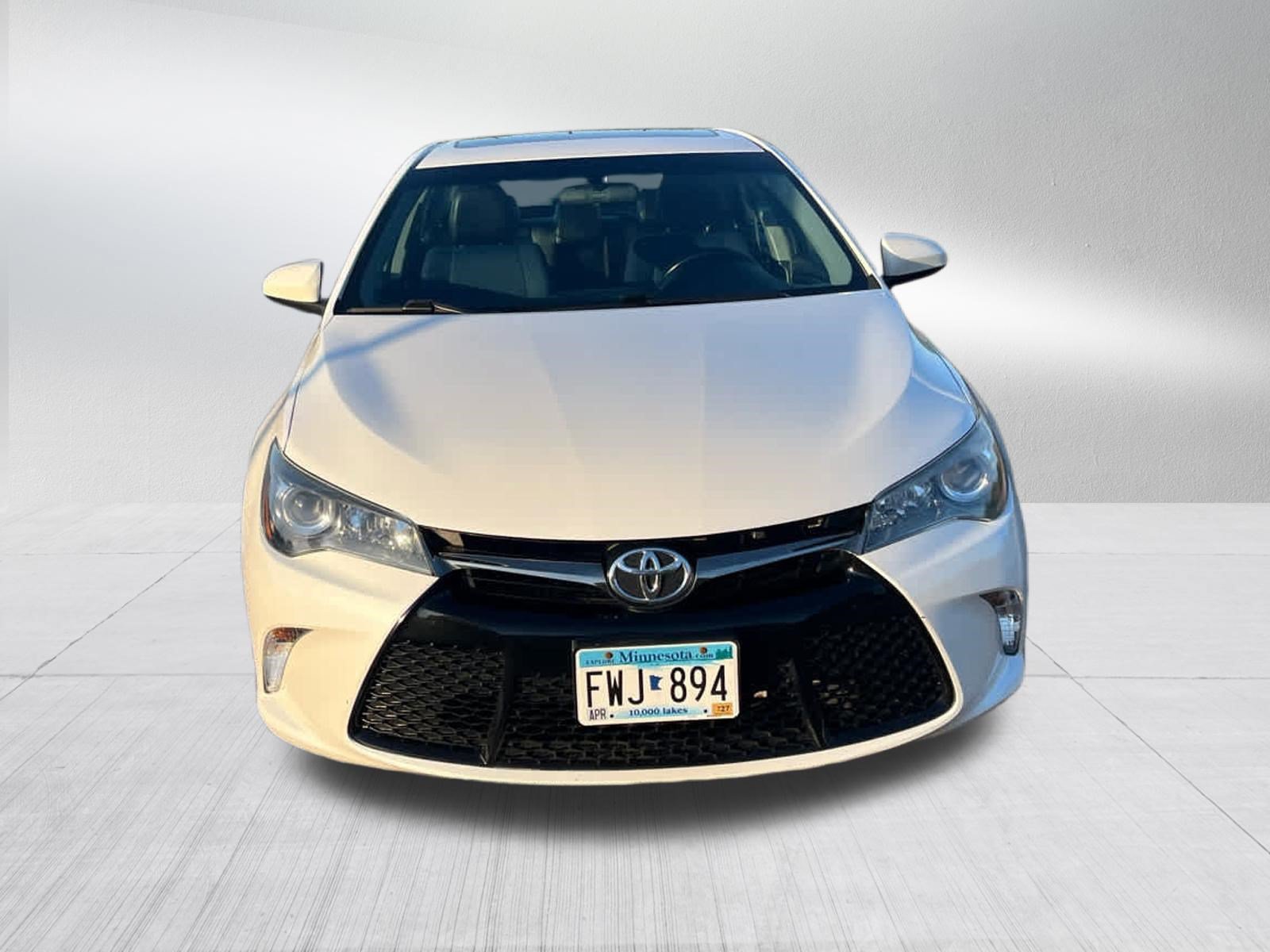 Used 2016 Blizzard Pearl Toyota SE w/Special Edition Pkg image 2
