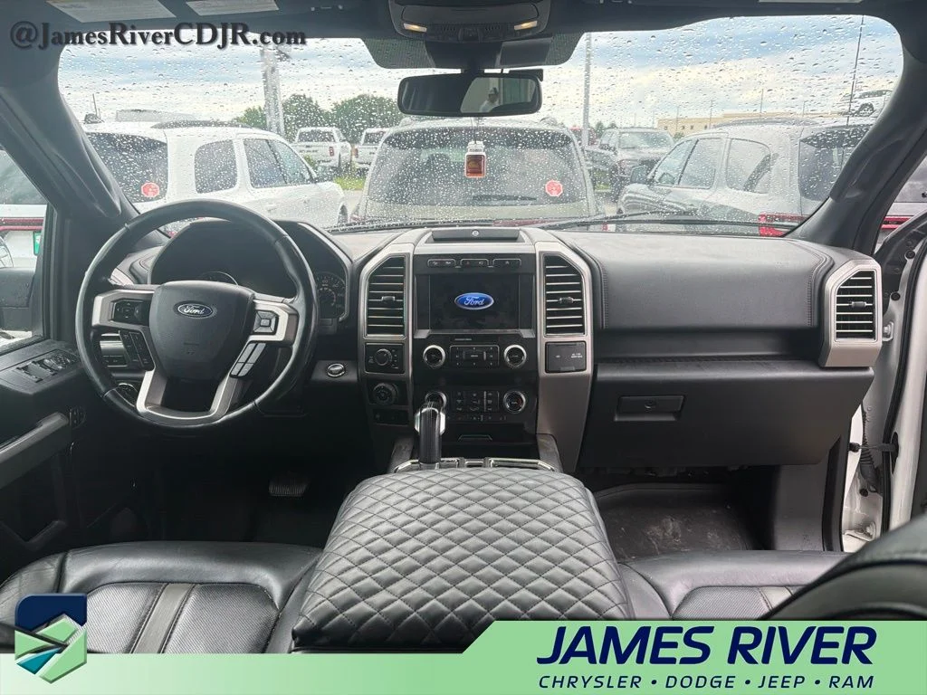Used 2020  Ford Platinum image 10