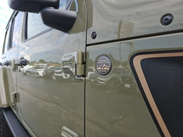 2025 Jeep Wrangler 4-Door Rubicon 392 Final Edition - Photo 18