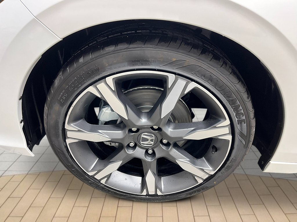New 2026 Platinum White Pearl Honda Sport Touring image 11