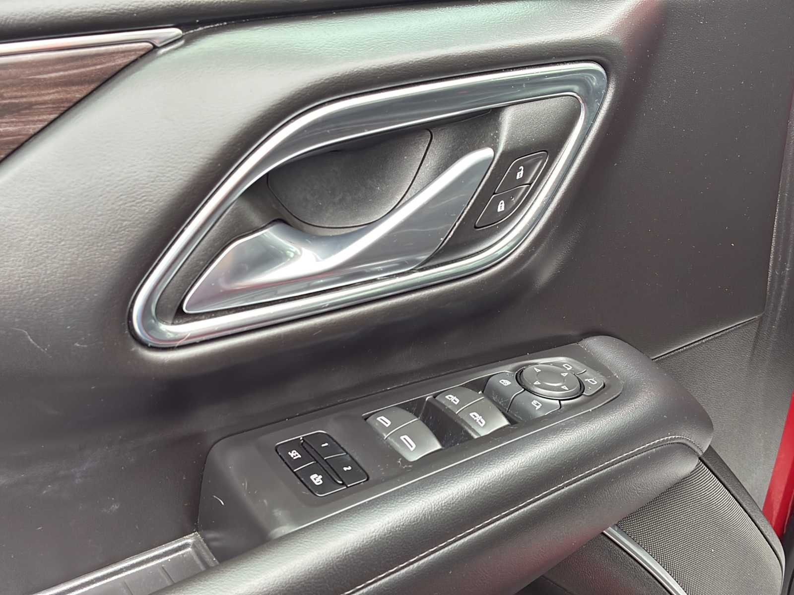 2024 Chevrolet Suburban Z71 - Photo 26