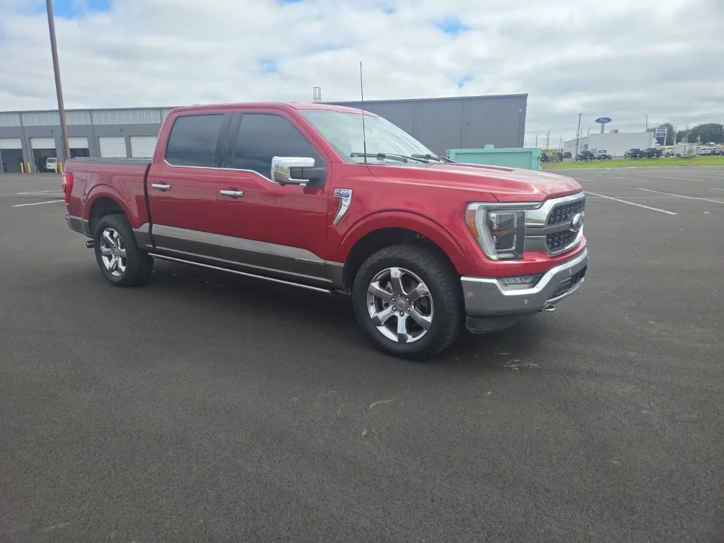Used 2021 Red Ford King Ranch image 21
