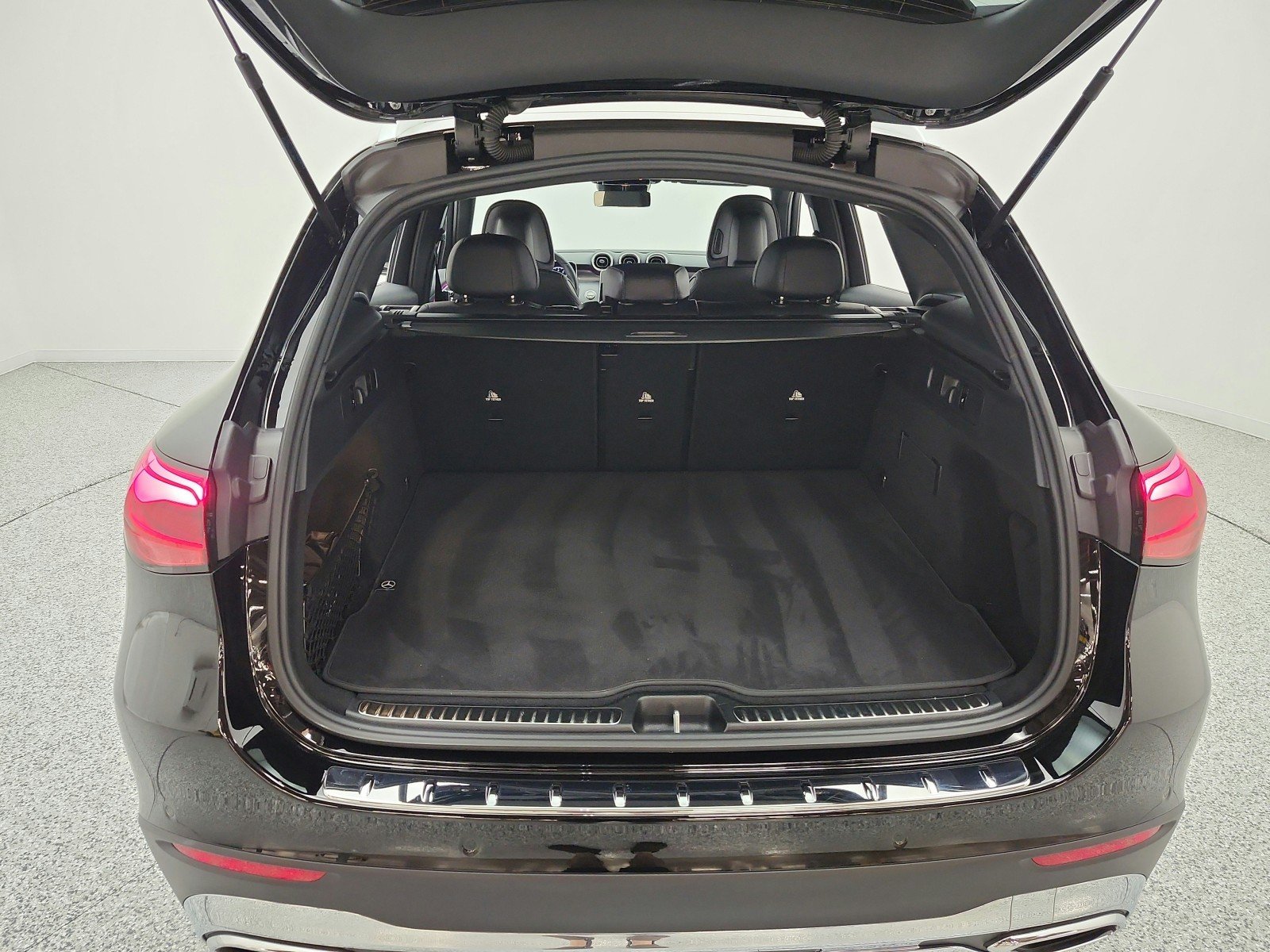Certified Used 2026 Black Mercedes-Benz GLC 300 SUV image 19