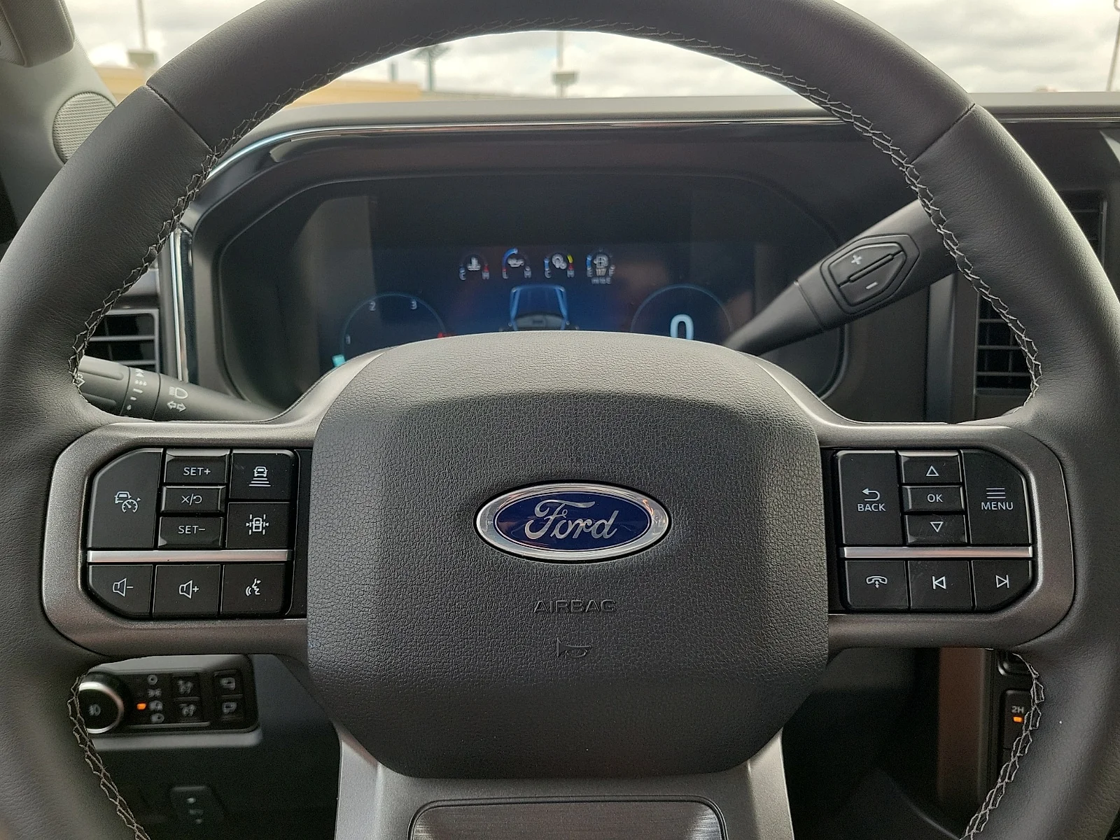 New 2026 Glacier Gray Metallic Tri-Coat Ford F-250&reg; Lariat&reg; image 17