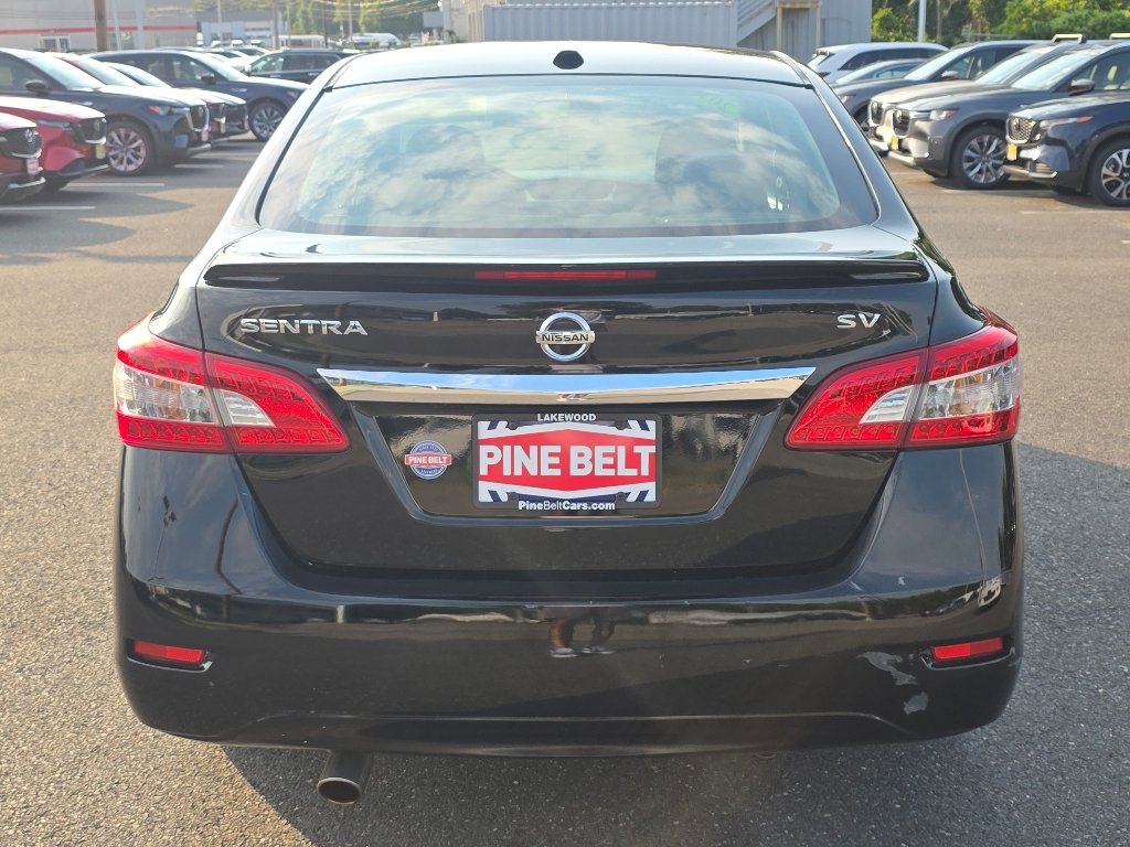 Used 2015 Super Black Nissan SR image 15