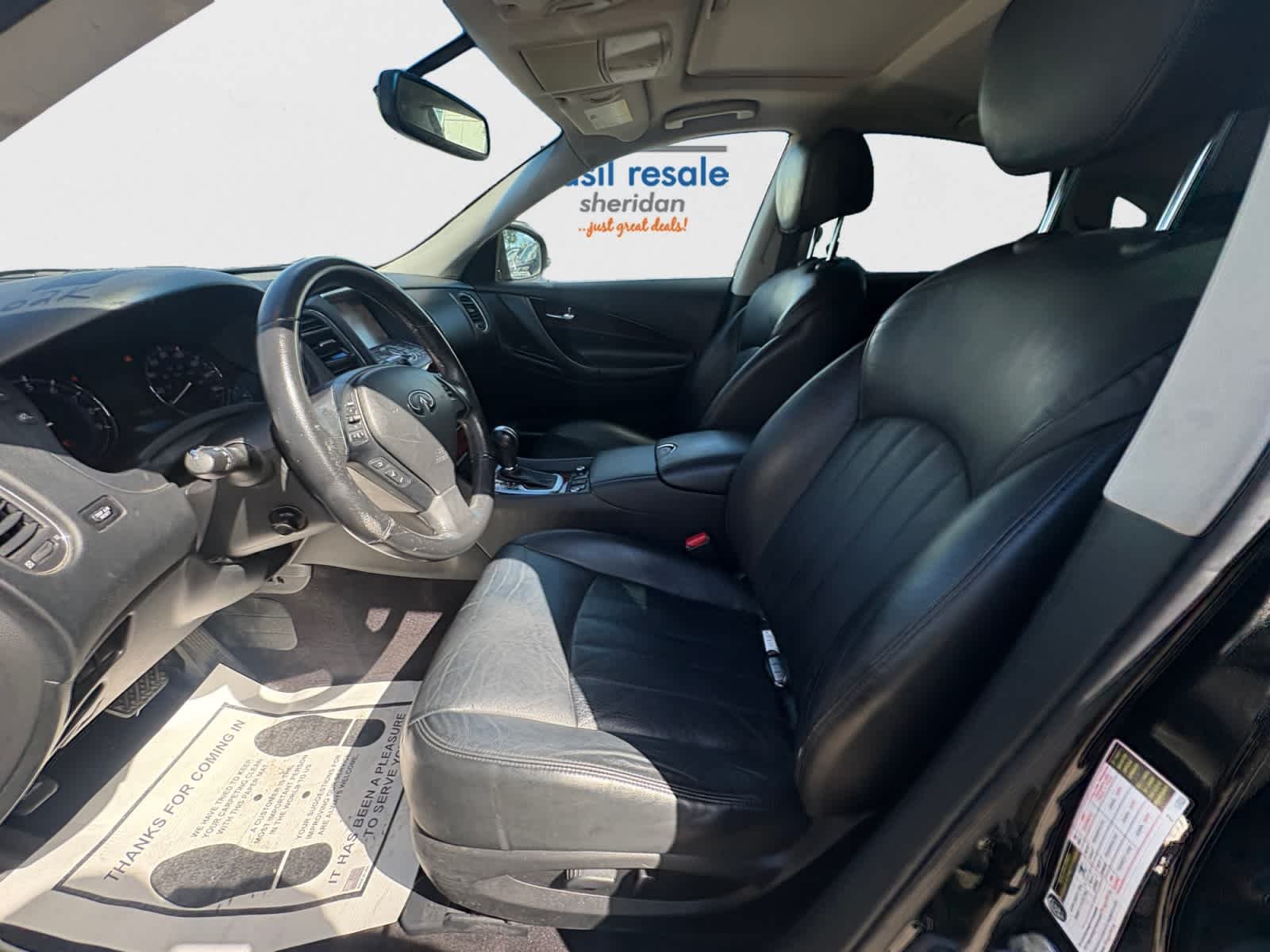 Used 2015 Black Obsidian INFINITI Journey image 10