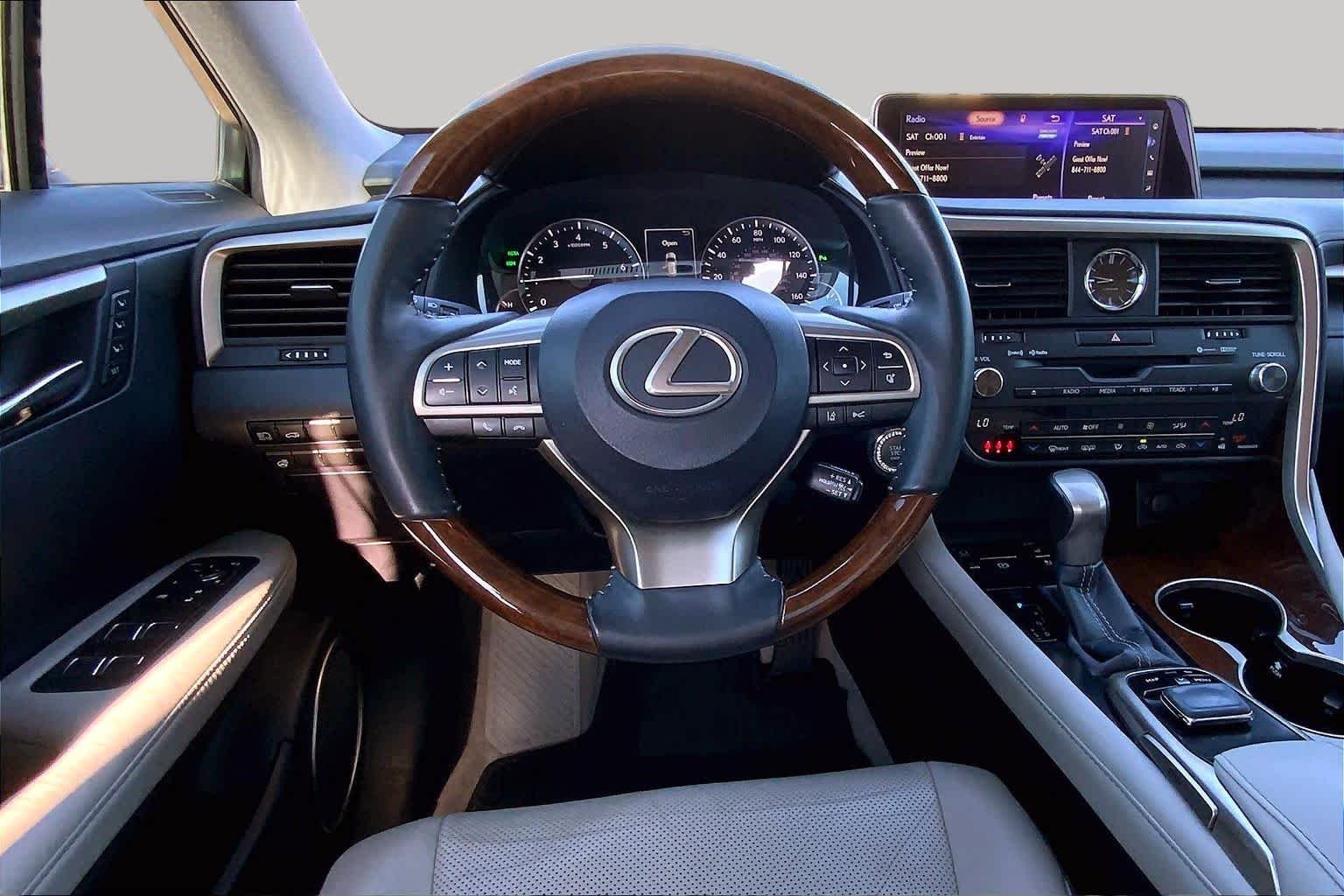 Used 2017 Atomic Silver Lexus  image 5