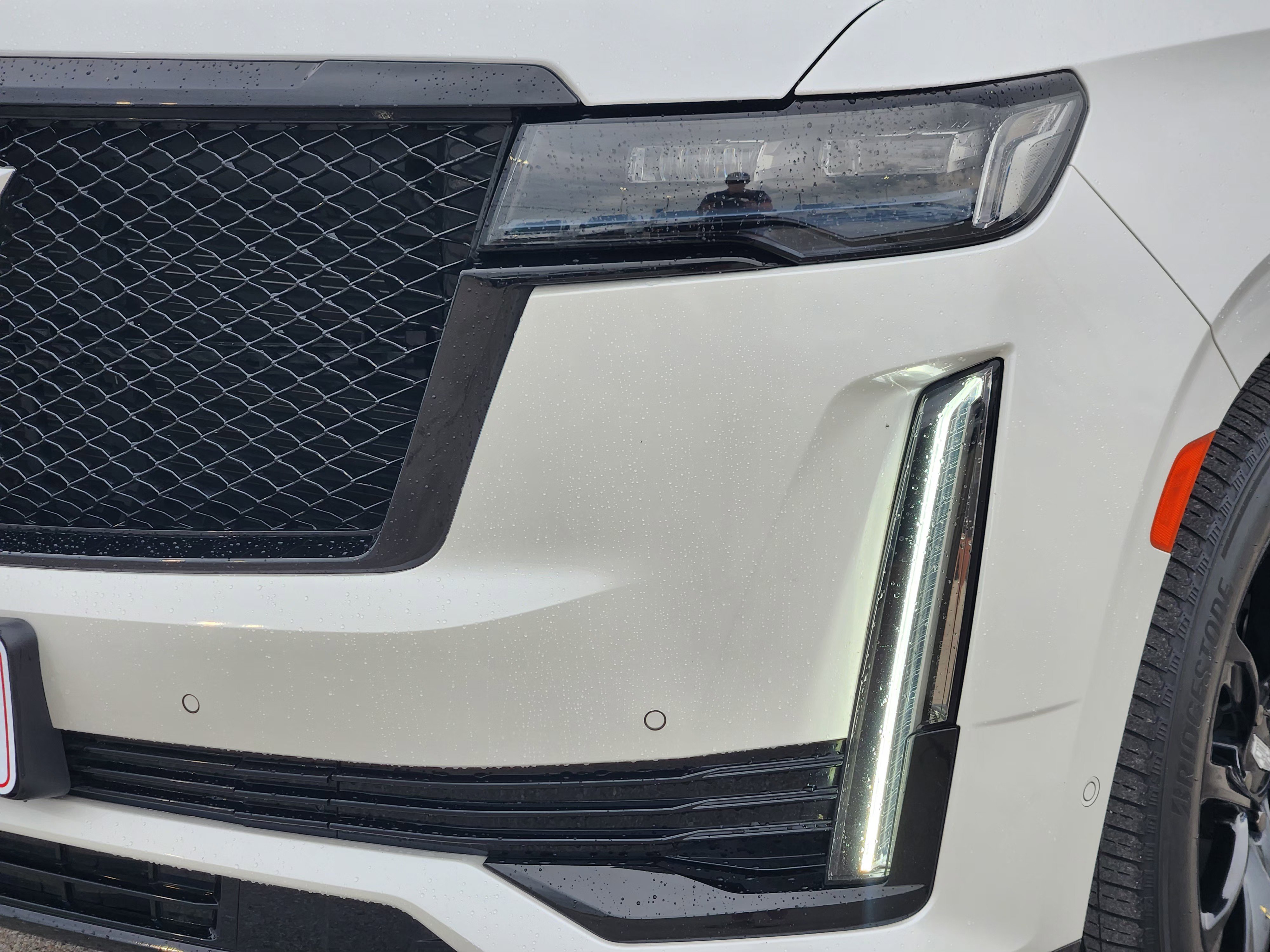 Used 2024 Crystal White Tricoat Cadillac Sport image 8