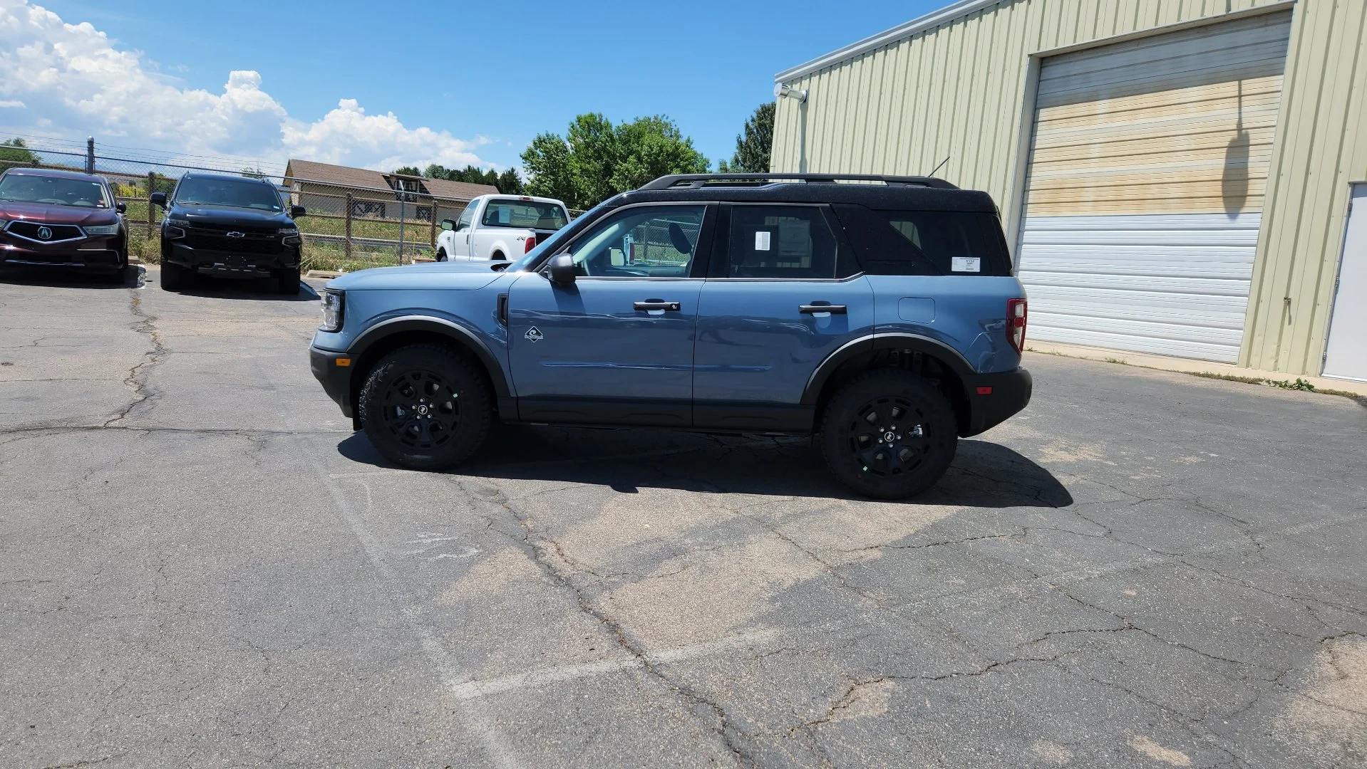 New 2026 Azure Gray Metallic Tri-Coat Ford Outer Banks image 4