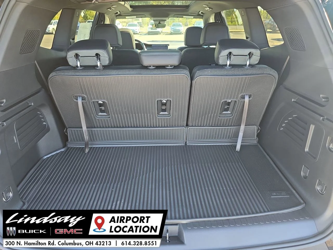 2026 GMC Acadia AT4 - Photo 28
