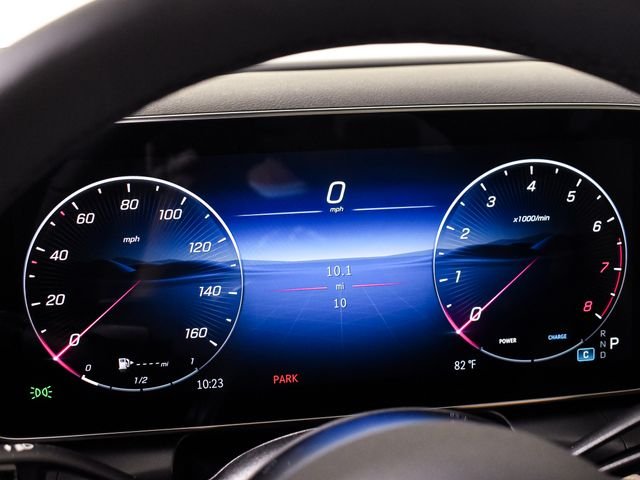 New 2027 Polar White Mercedes-Benz GLC 300 image 24