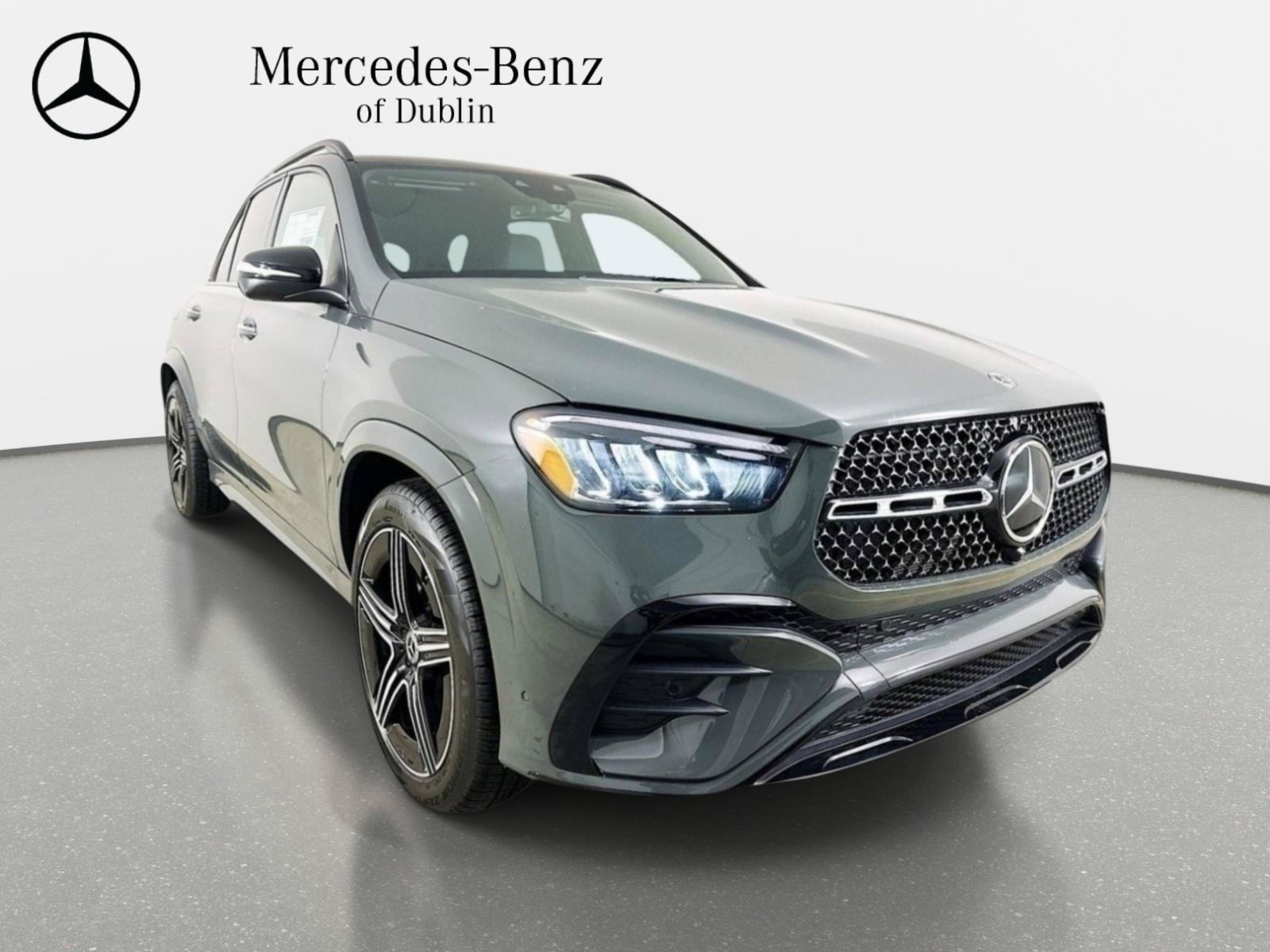 Used 2026 Gray Mercedes-Benz GLE 450 image 3