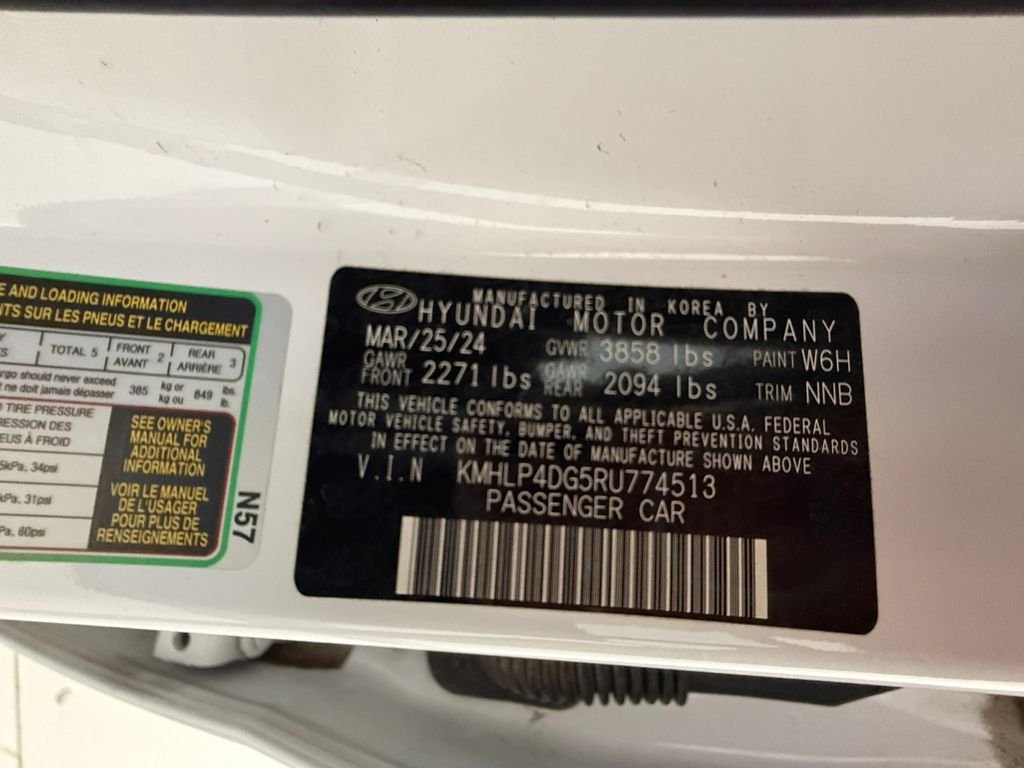 Used 2024 White Hyundai Limited image 20
