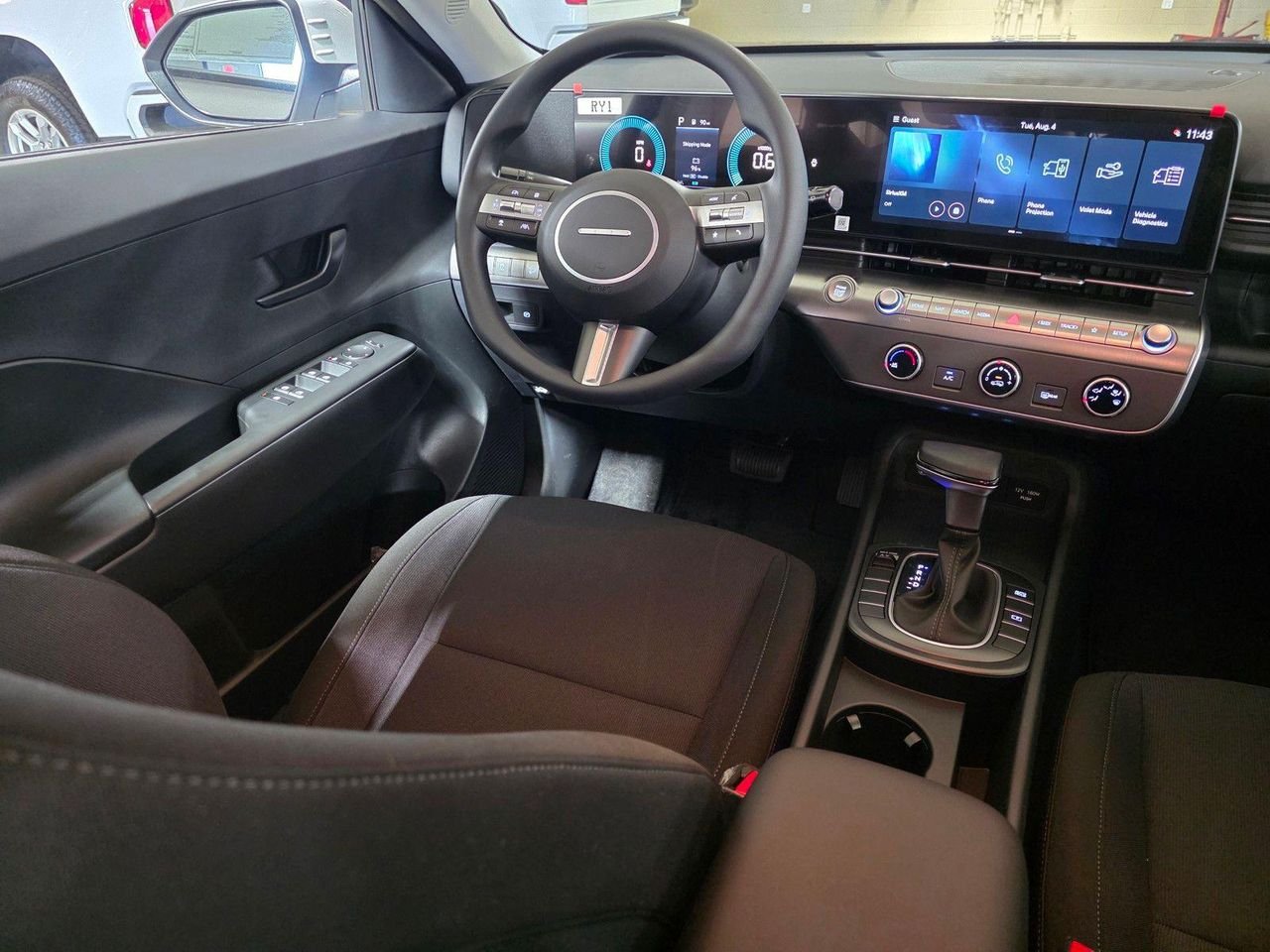 New 2027 C5g Hyundai SE FWD image 19