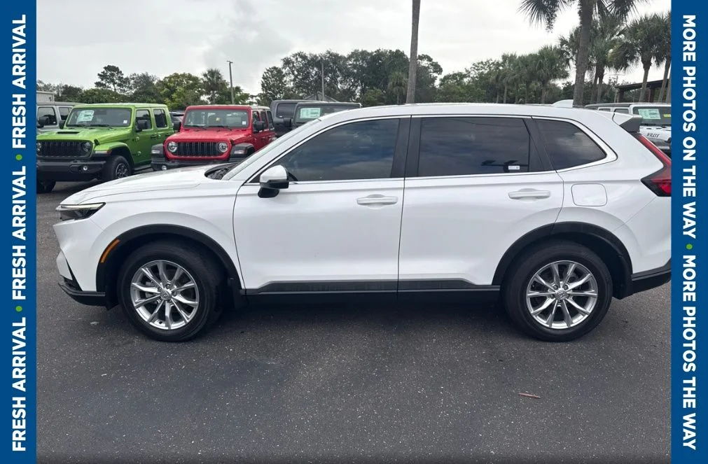 Used 2023 White Honda EX-L image 6