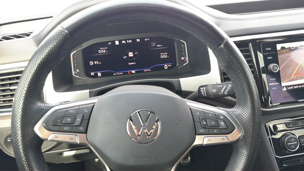 Used 2022 White Volkswagen 3.6L V6 SEL R-Line image 25