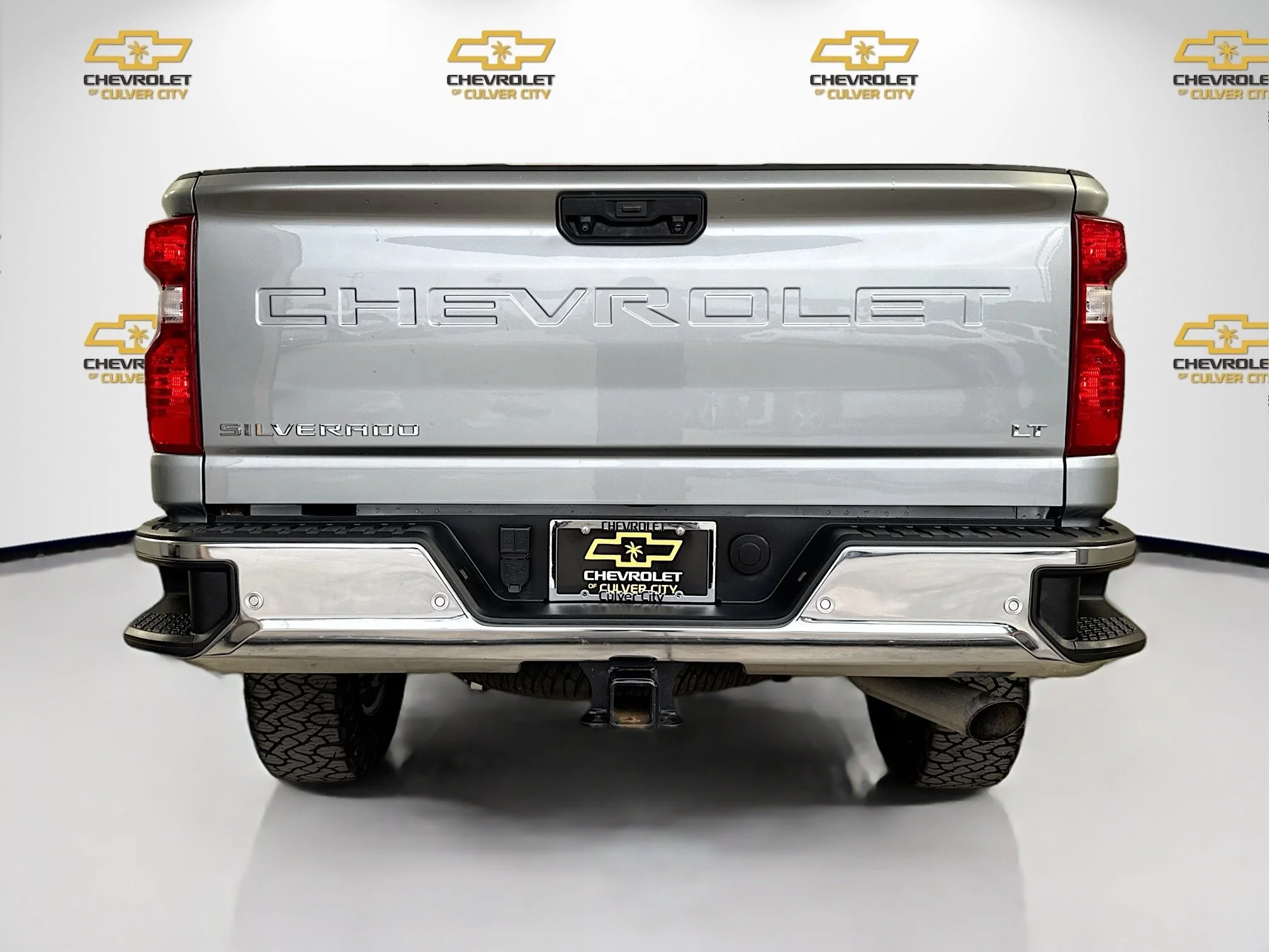 Used 2025 Sterling Gray Metallic Chevrolet LT image 7