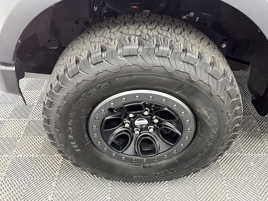 Used 2023 Red Ford Raptor image 15