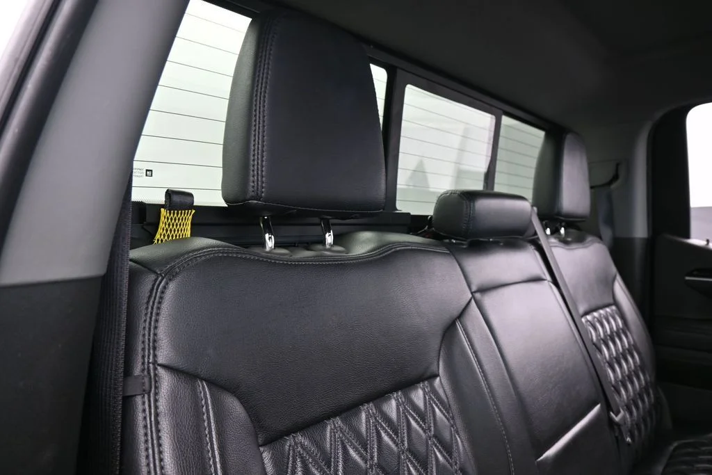 Used 2022 Summit White Chevrolet RST image 44