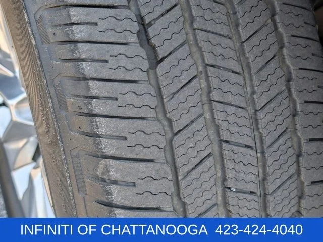 Used 2023 White Chevrolet Premier image 32
