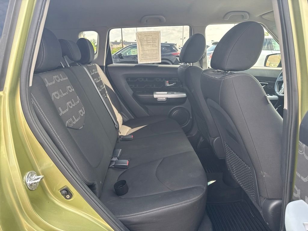 Used 2012 Green Kia Plus image 14