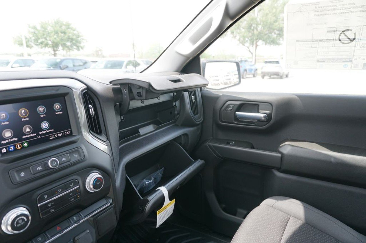 New 2026 Onyx Black GMC Pro image 26