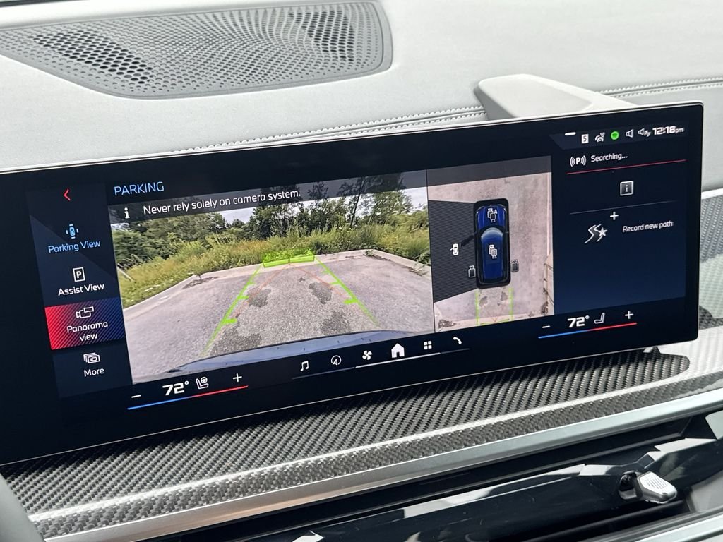 New 2026 Tanzanite Blue II Metallic BMW M60i image 24