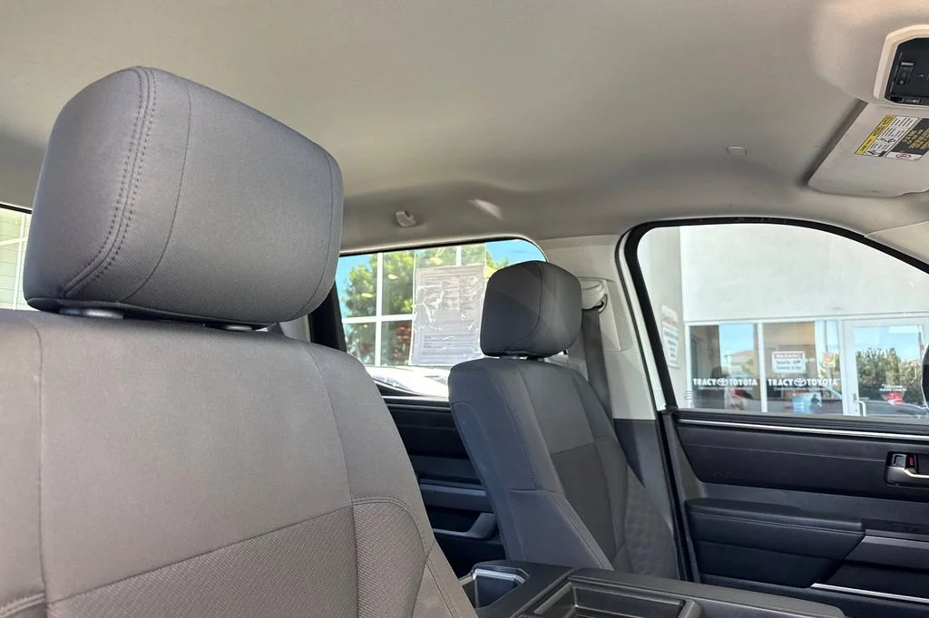 Used 2022 White Toyota SR5 image 20