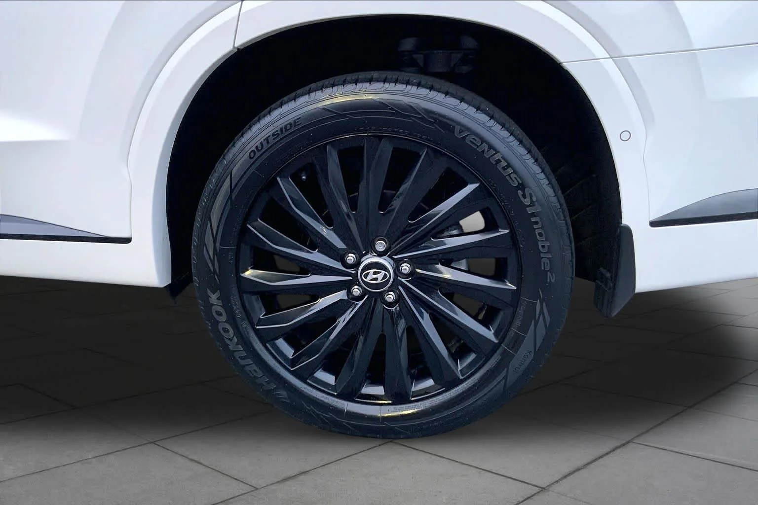 Used 2024 Hyper White Hyundai Calligraphy Night Edition image 10