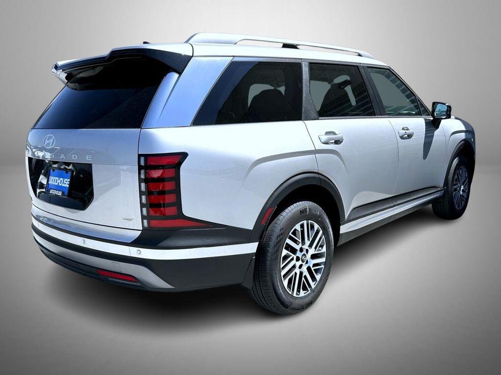 New 2026 Silver Hyundai SEL AWD image 5