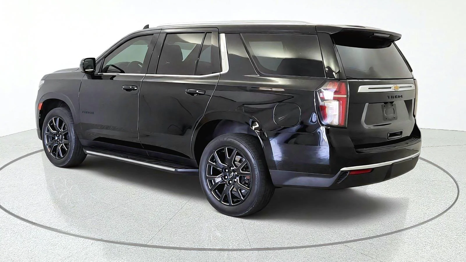 Used 2023 BLACK Chevrolet LS image 6