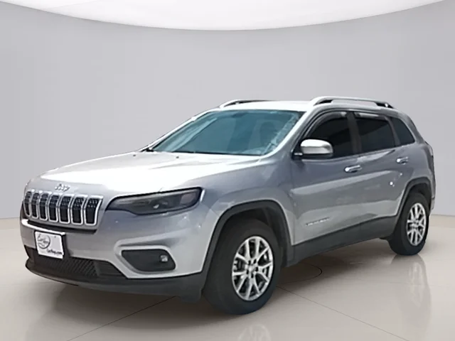 Pre-Owned 2019 Jeep Cherokee LATITUDE