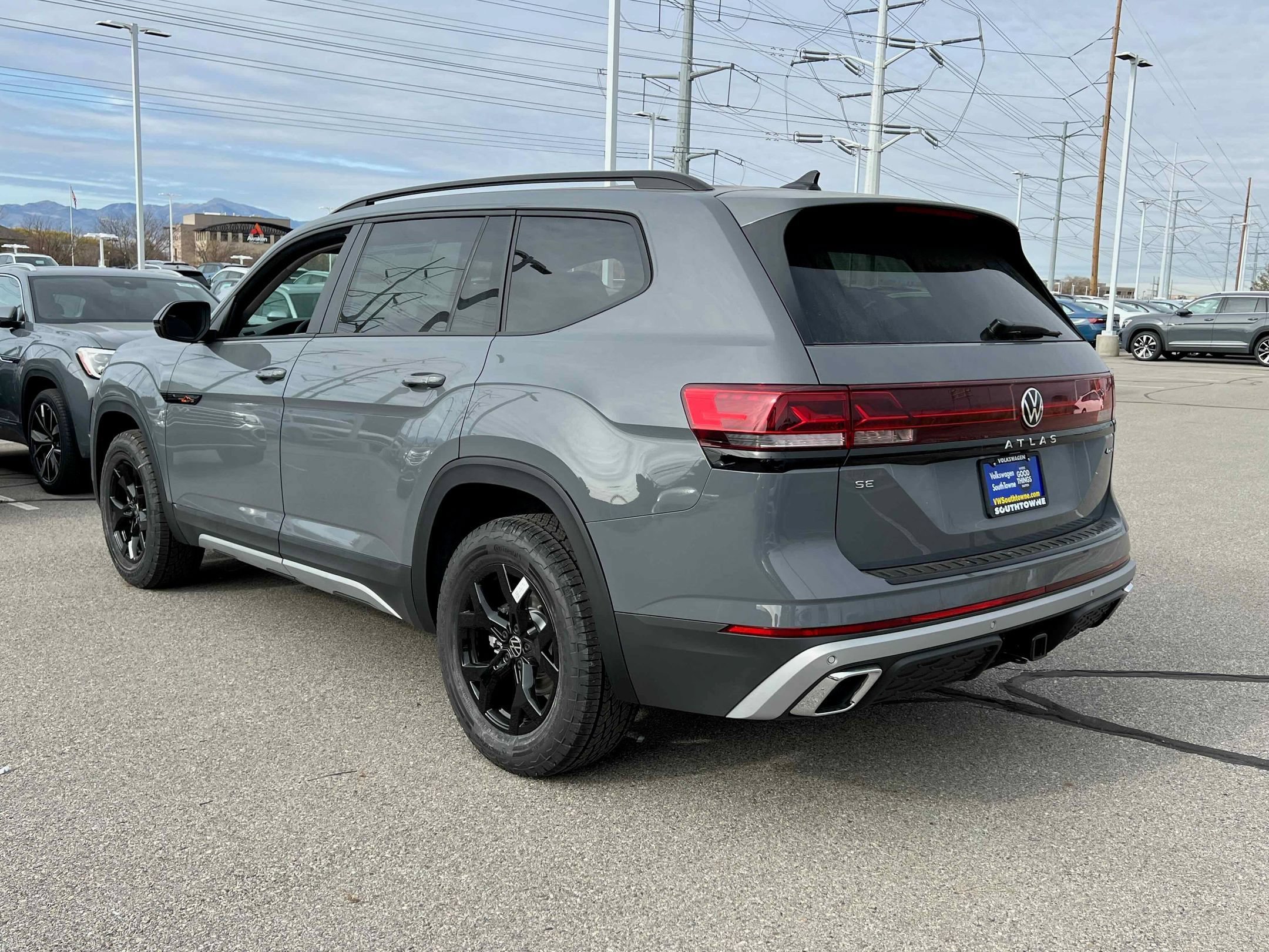 New 2026 Gray Volkswagen 2.0T Peak Edition image 10