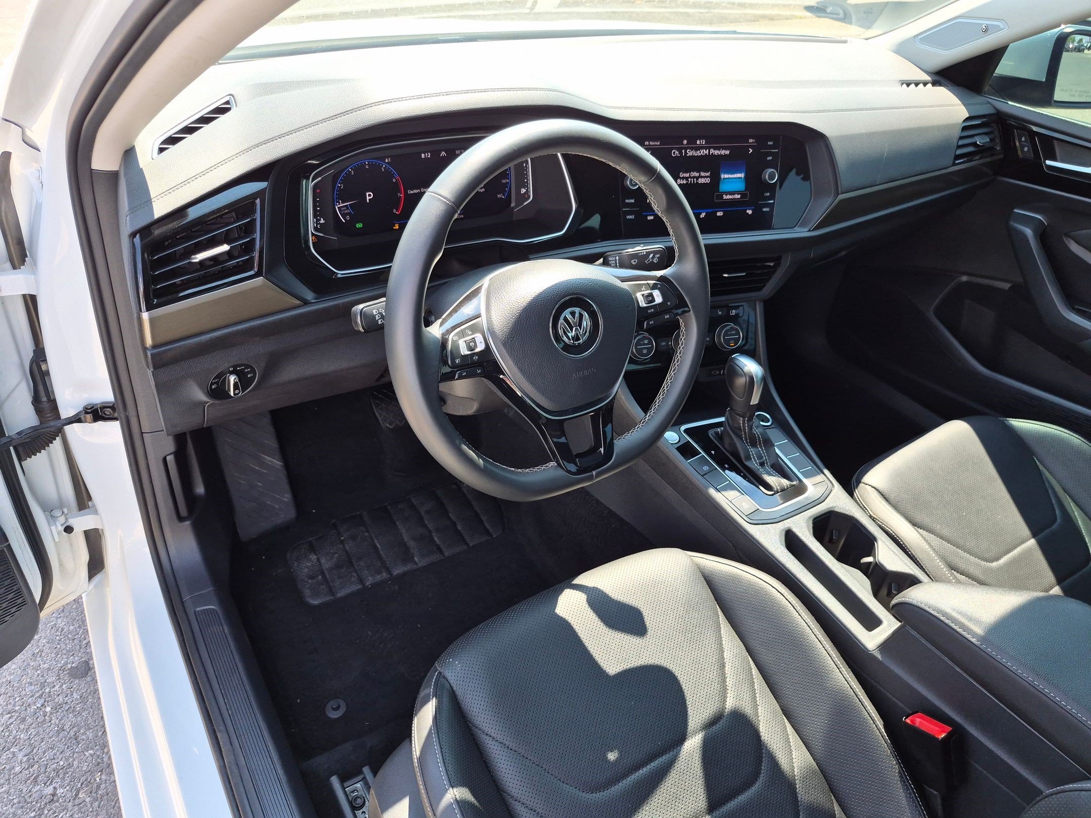 Used 2021 Pure White Volkswagen SEL Premium image 14