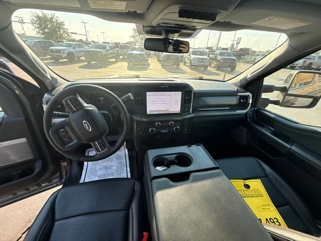 Used 2025 Gray Ford Lariat image 8