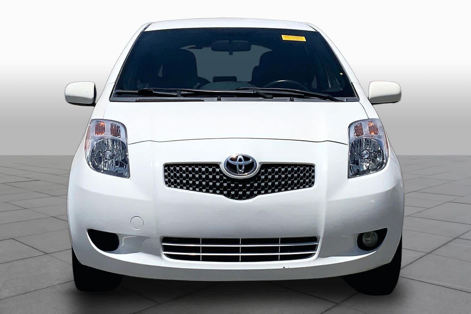 Used 2008 Polar White Toyota S image 3