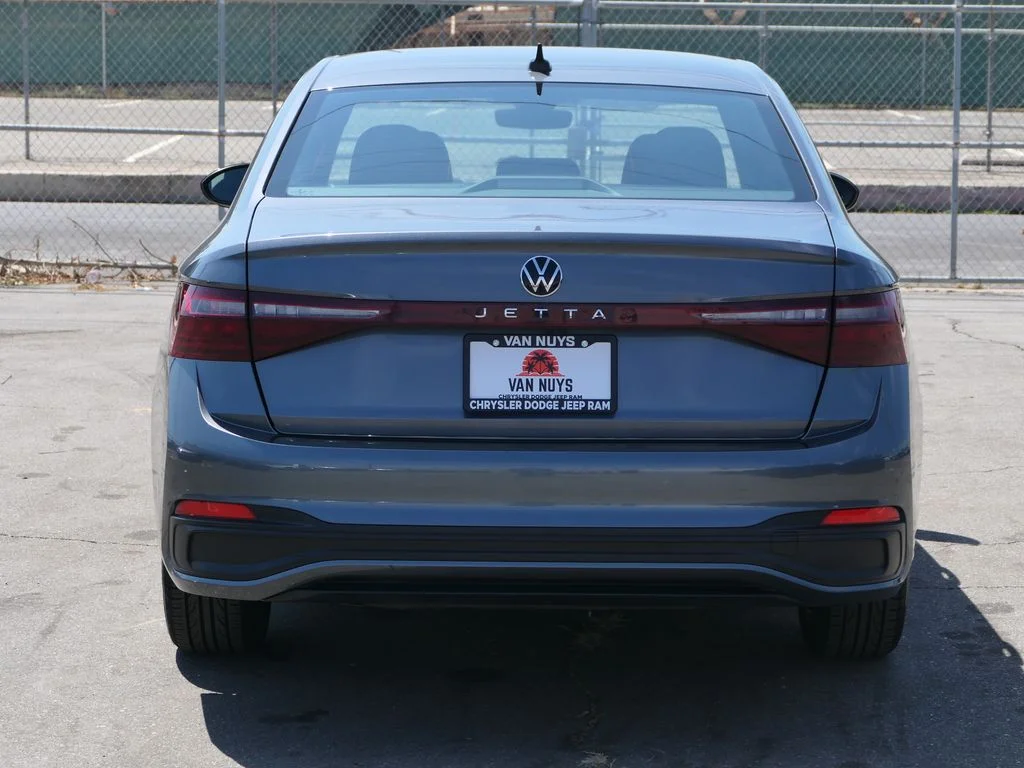 Used 2025 Pyrite Silver Metallic Volkswagen 1.5T Sport image 5